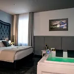 Elisio & Hotel 4*