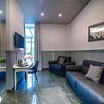 Elisio & Hotel