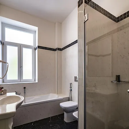 Elisio & ホテル ナポリ