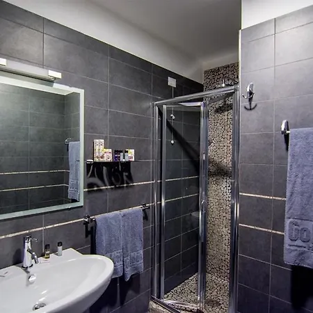 Elisio & Hotel 4*