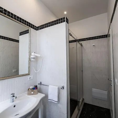 Elisio & Hotel Nápoles