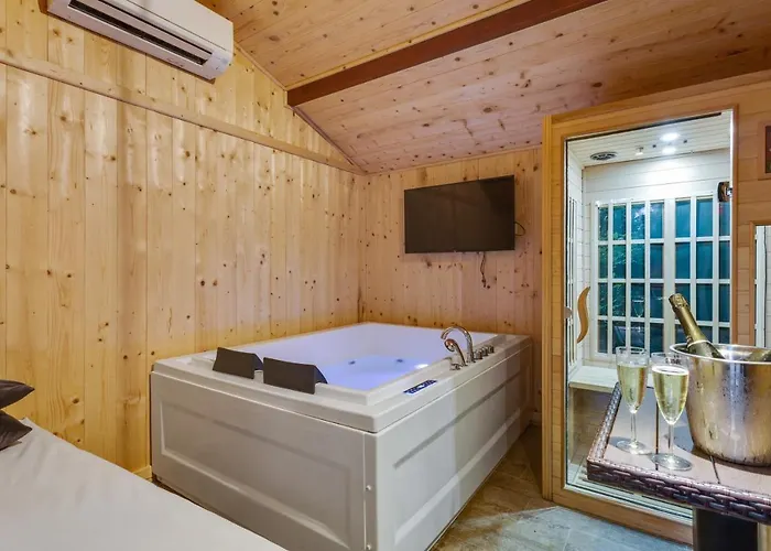 Hotel Elisio &