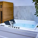 Отель Elisio & 4*