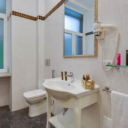 Hotel Elisio & Naples