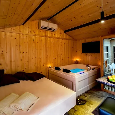 Hotel Elisio & Naples