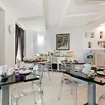 Elisio & Hotel 4*