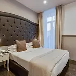 Elisio & Hotel